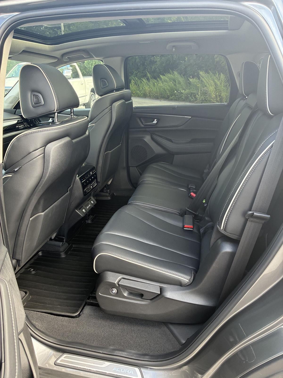 2024 Acura MDX w/Advance Package