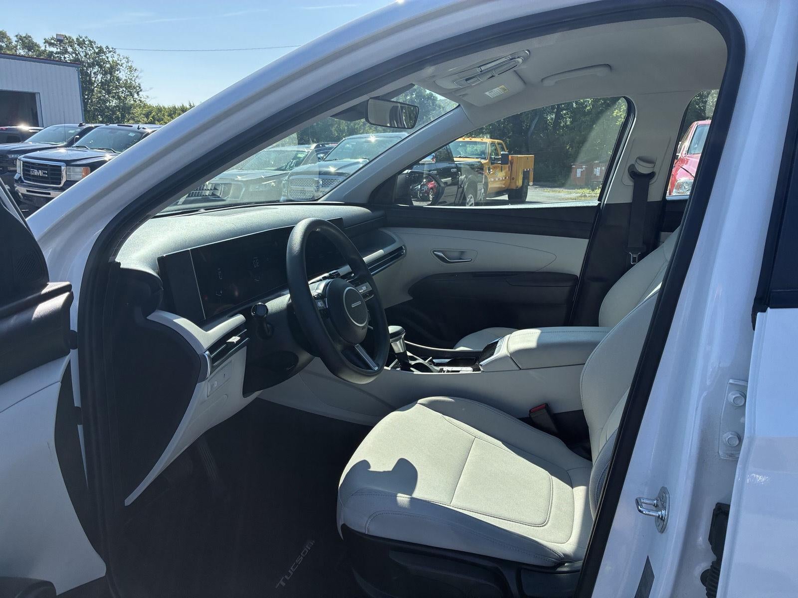2025 Hyundai Tucson SE