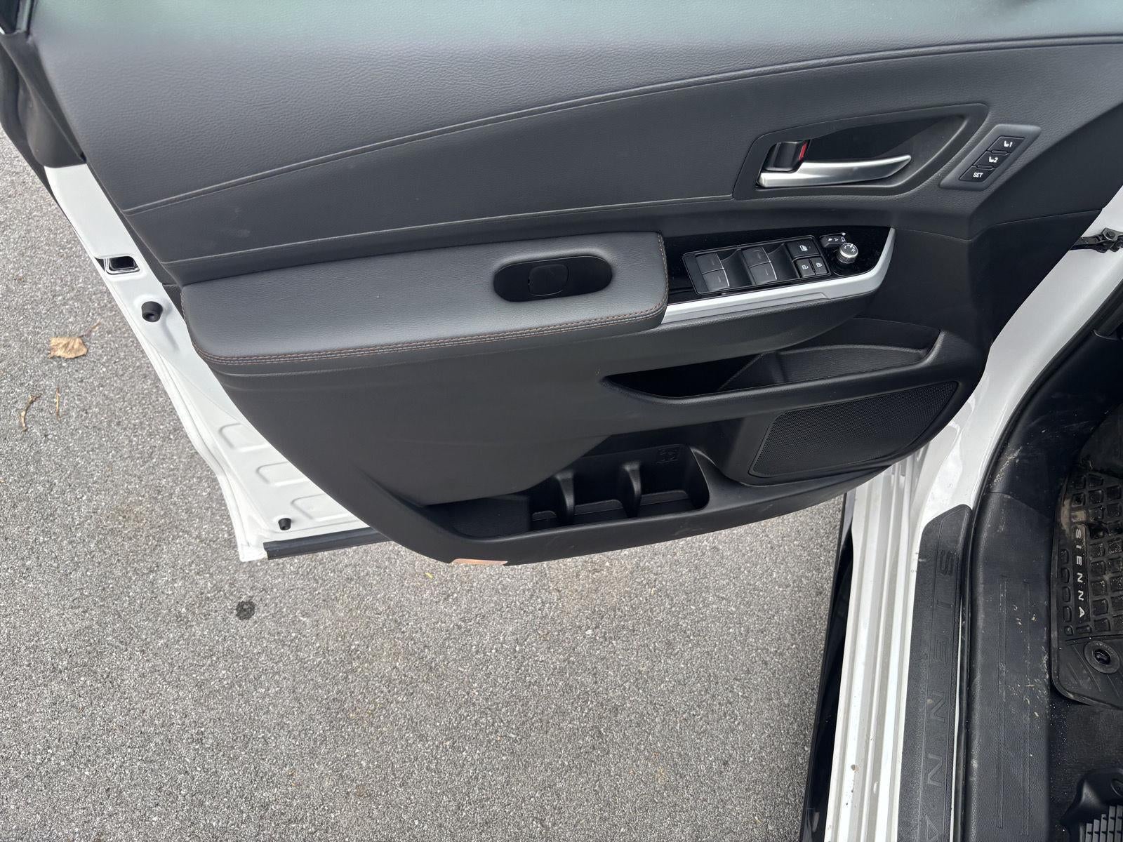 2026 Toyota Sienna Base