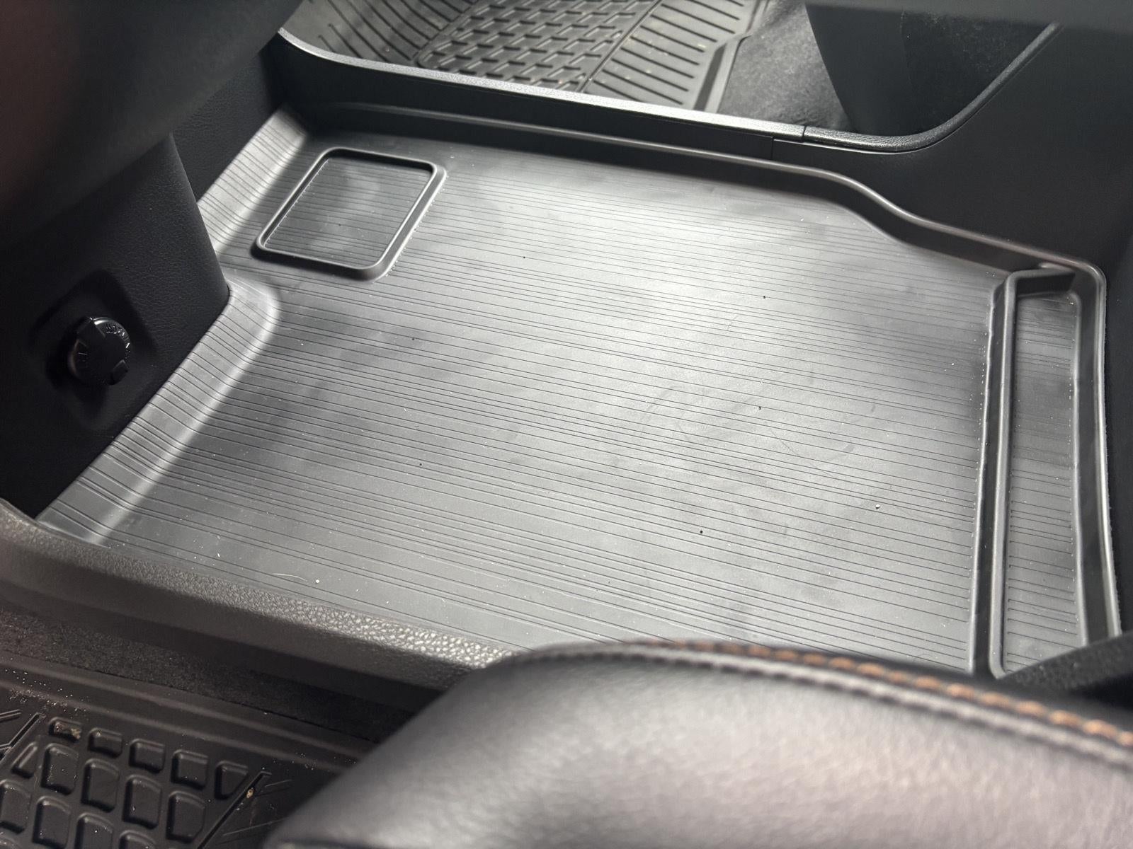 2026 Toyota Sienna Base