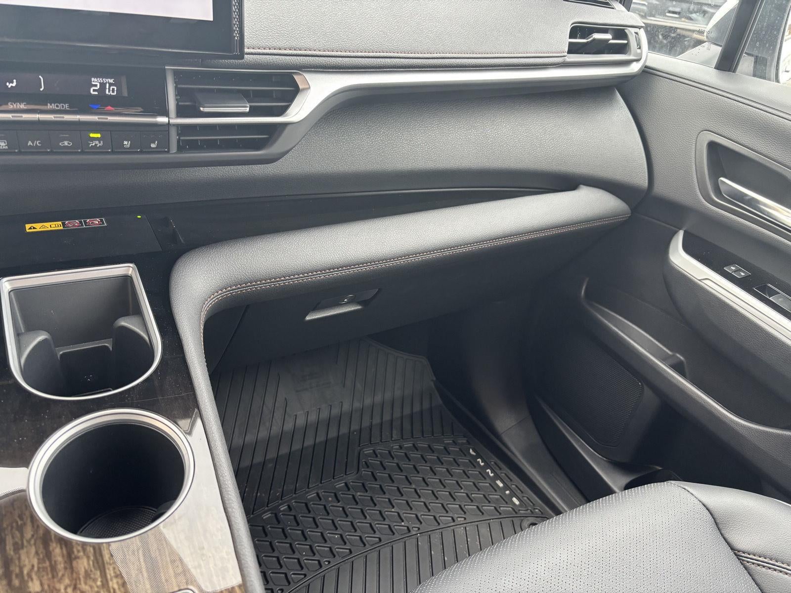 2026 Toyota Sienna Base