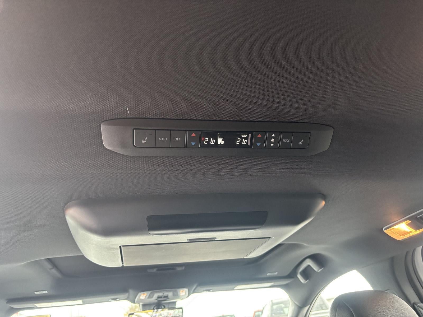 2026 Toyota Sienna Base