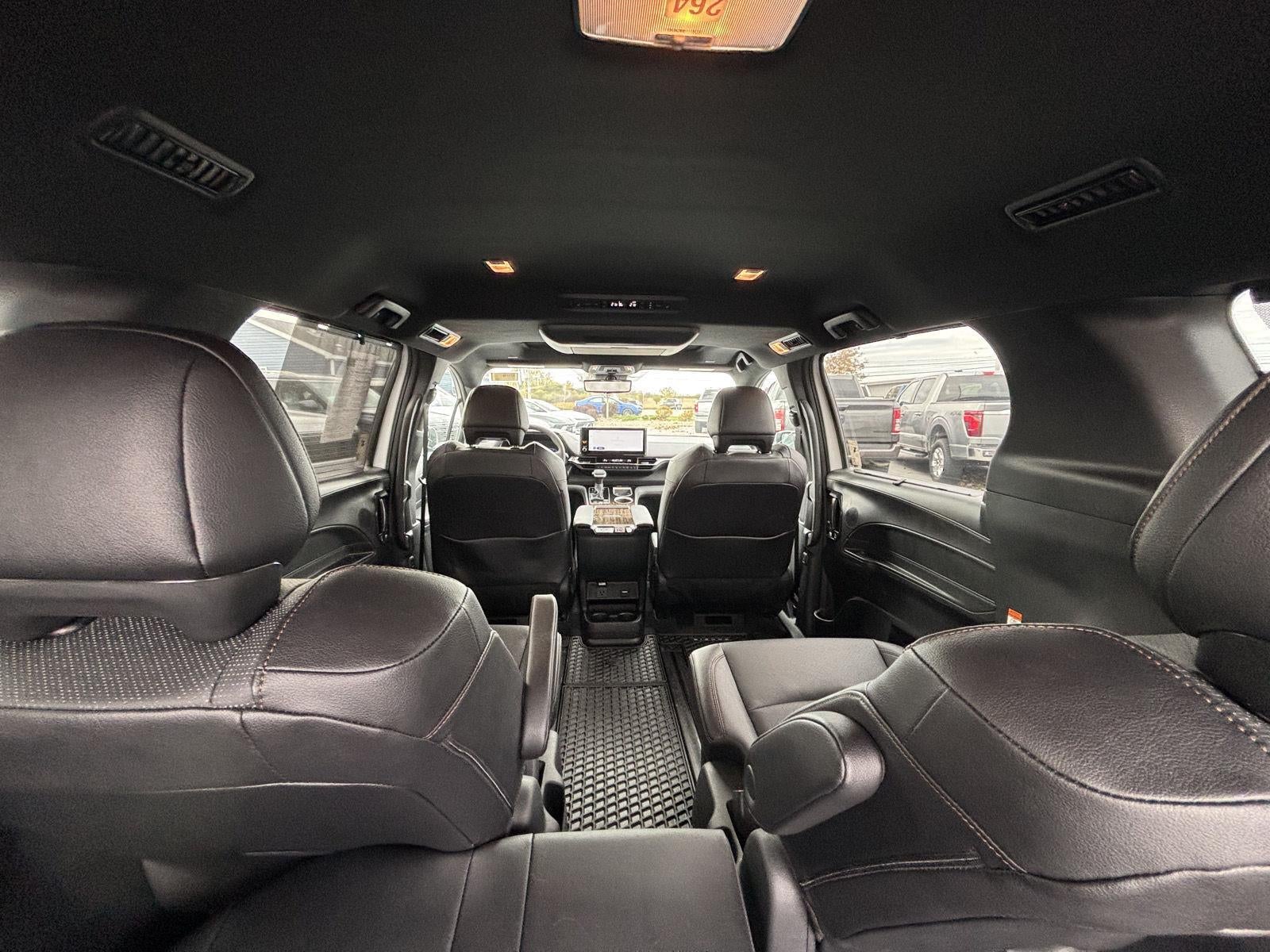 2026 Toyota Sienna Base