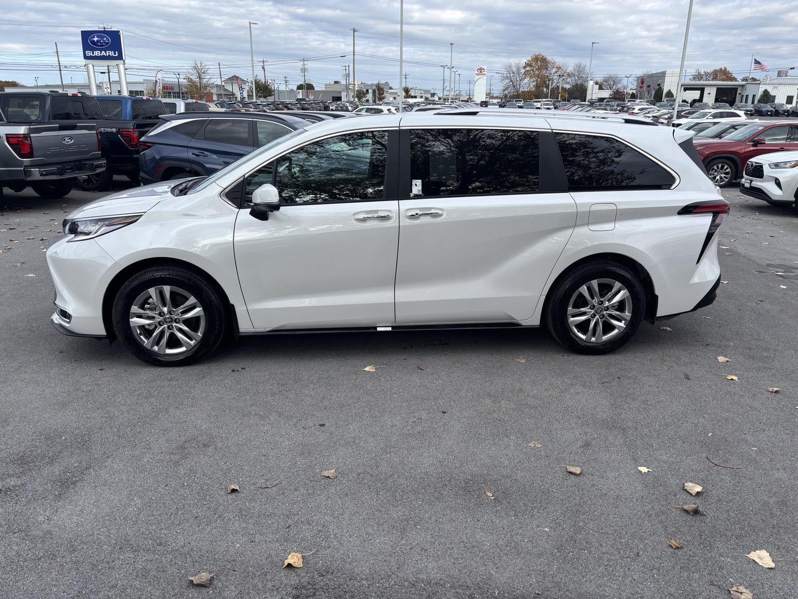 2026 Toyota Sienna Base