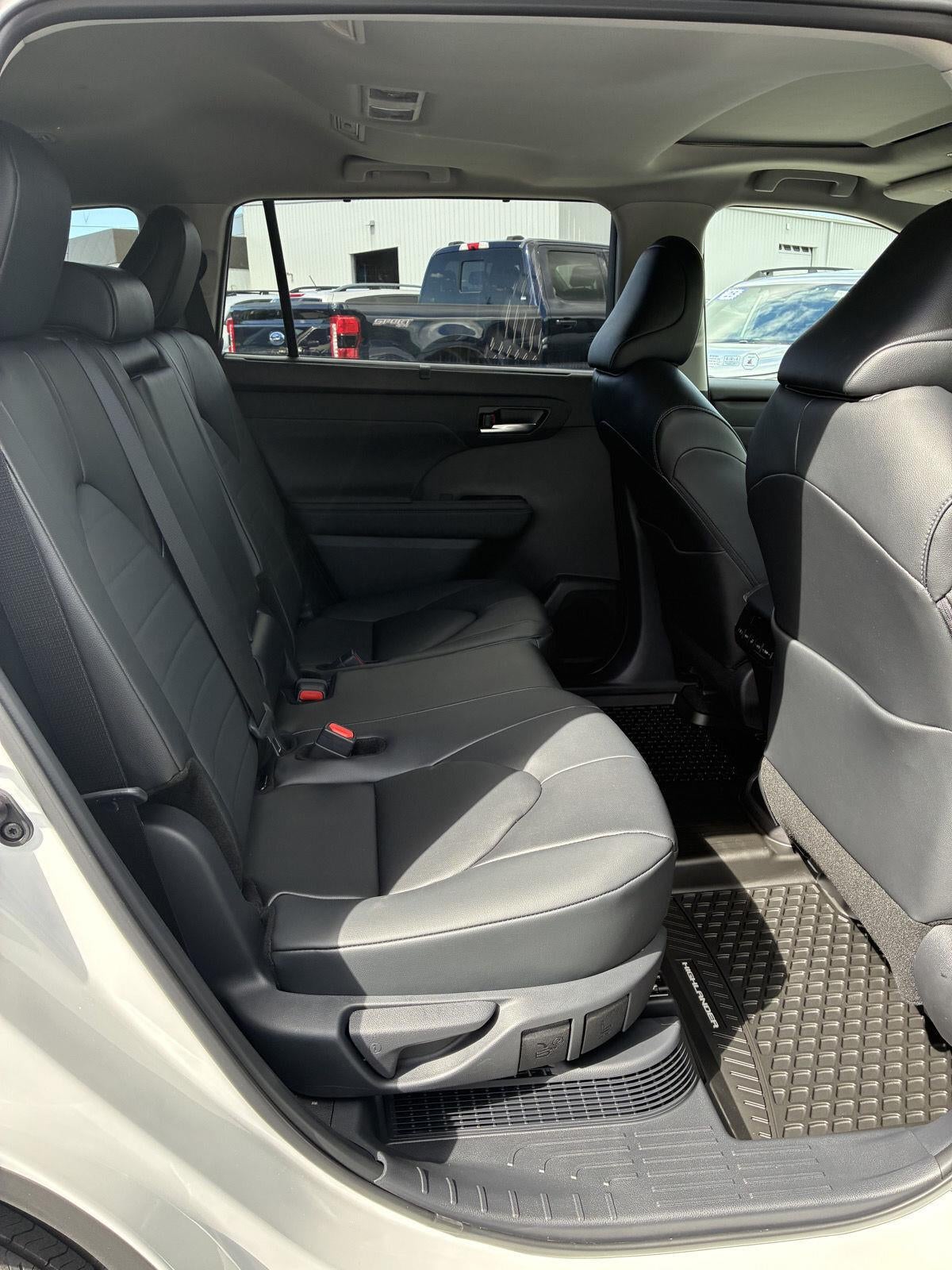 2026 Toyota Highlander Hybrid XLE