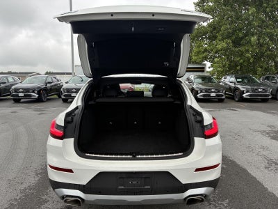 2025 BMW X4 xDrive30i