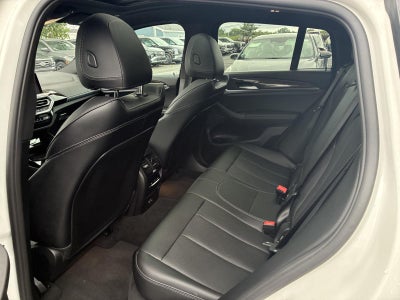 2025 BMW X4 xDrive30i