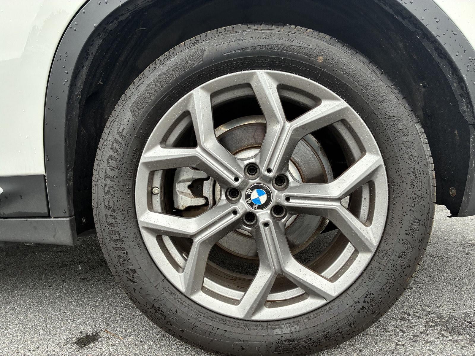 2025 BMW X4 xDrive30i