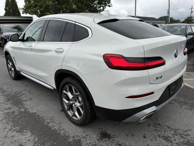 2025 BMW X4 xDrive30i