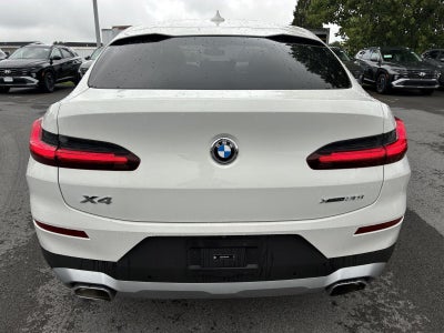 2025 BMW X4 xDrive30i