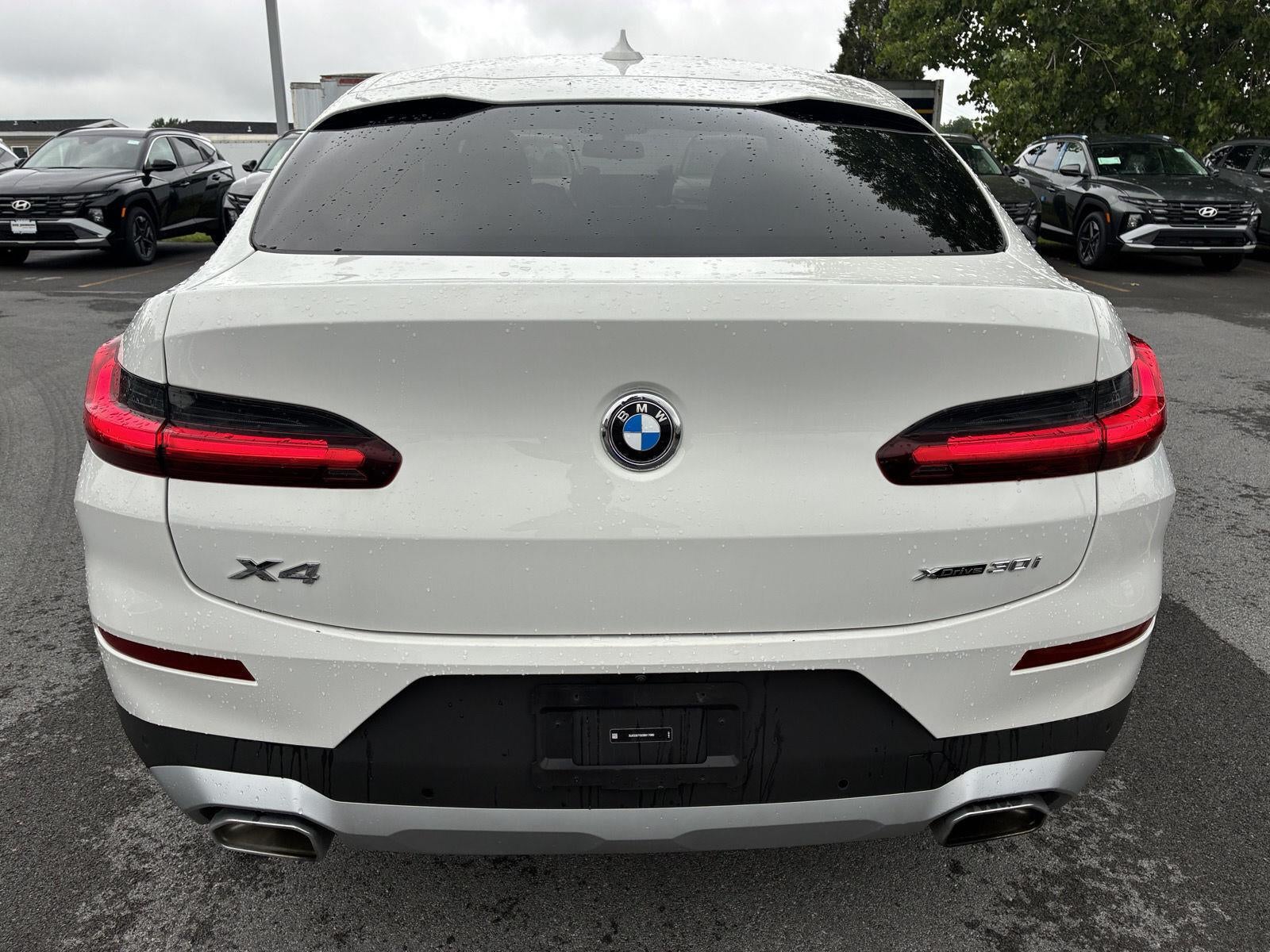2025 BMW X4 xDrive30i