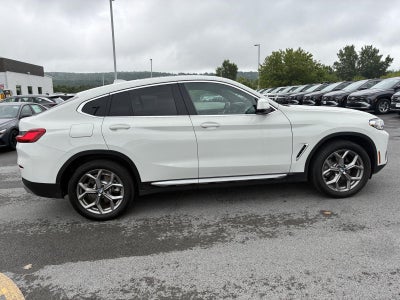 2025 BMW X4 xDrive30i