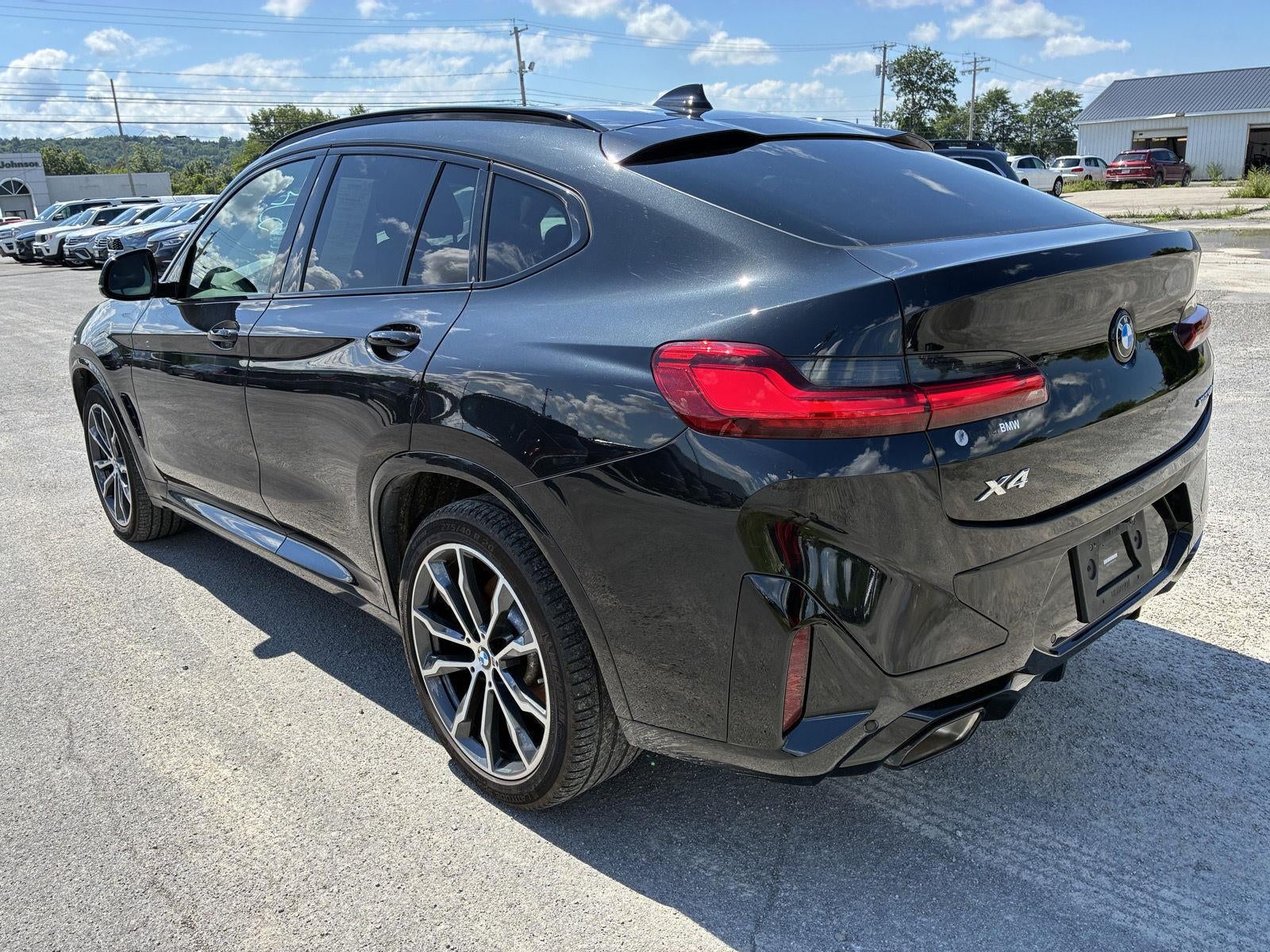 2022 BMW X4 xDrive30i