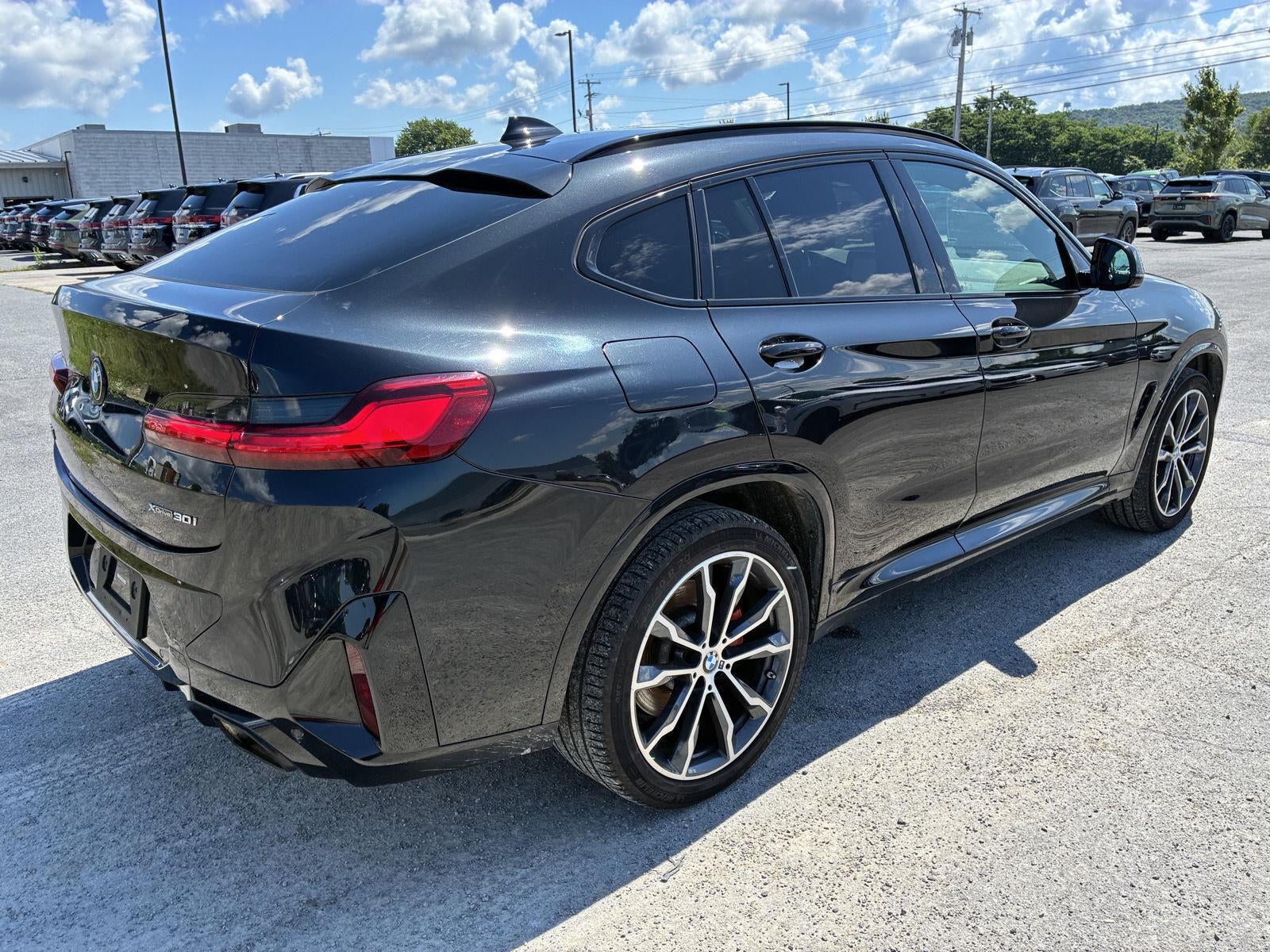 2022 BMW X4 xDrive30i