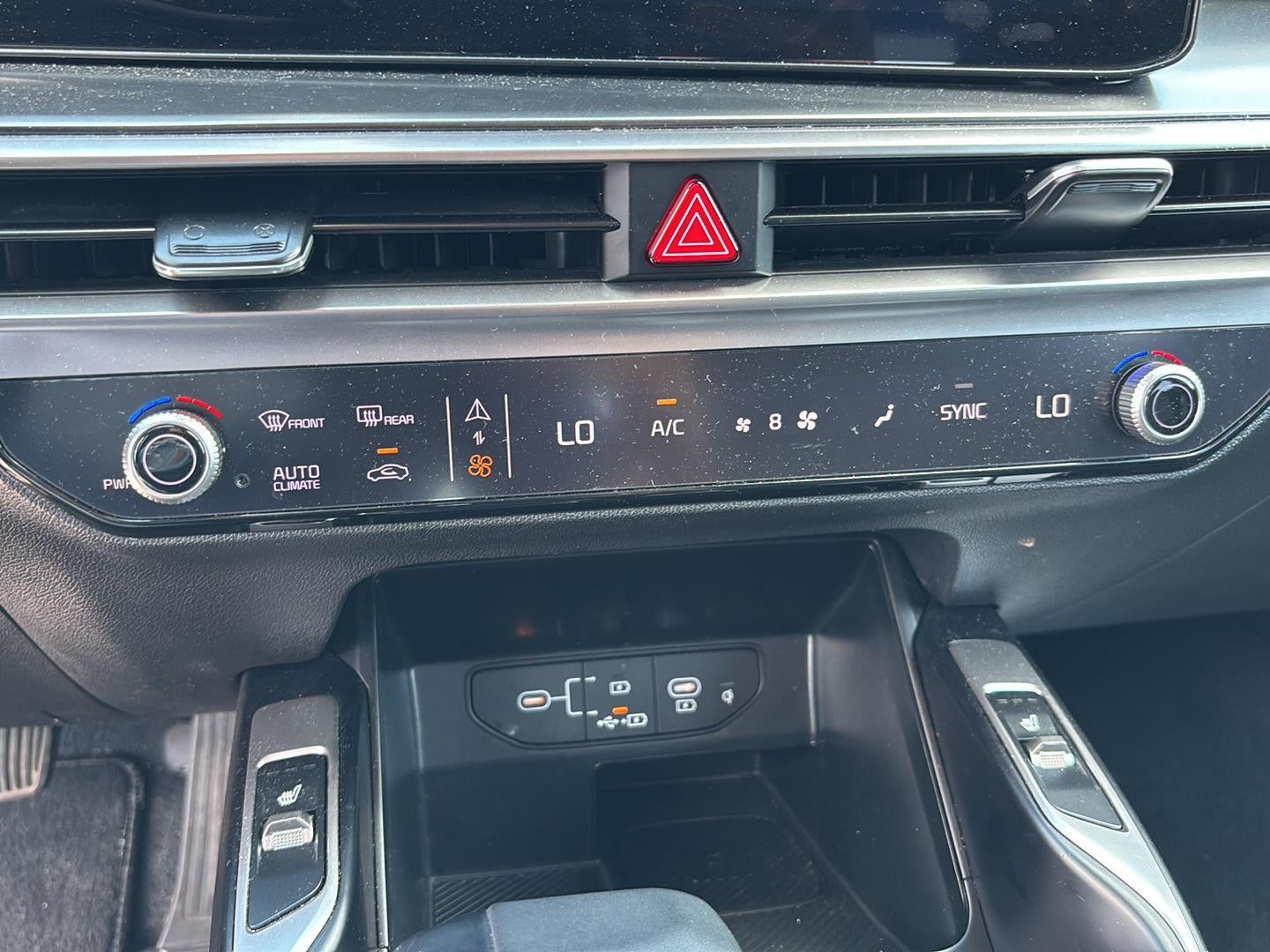 2025 Kia Sorento X-Line EX