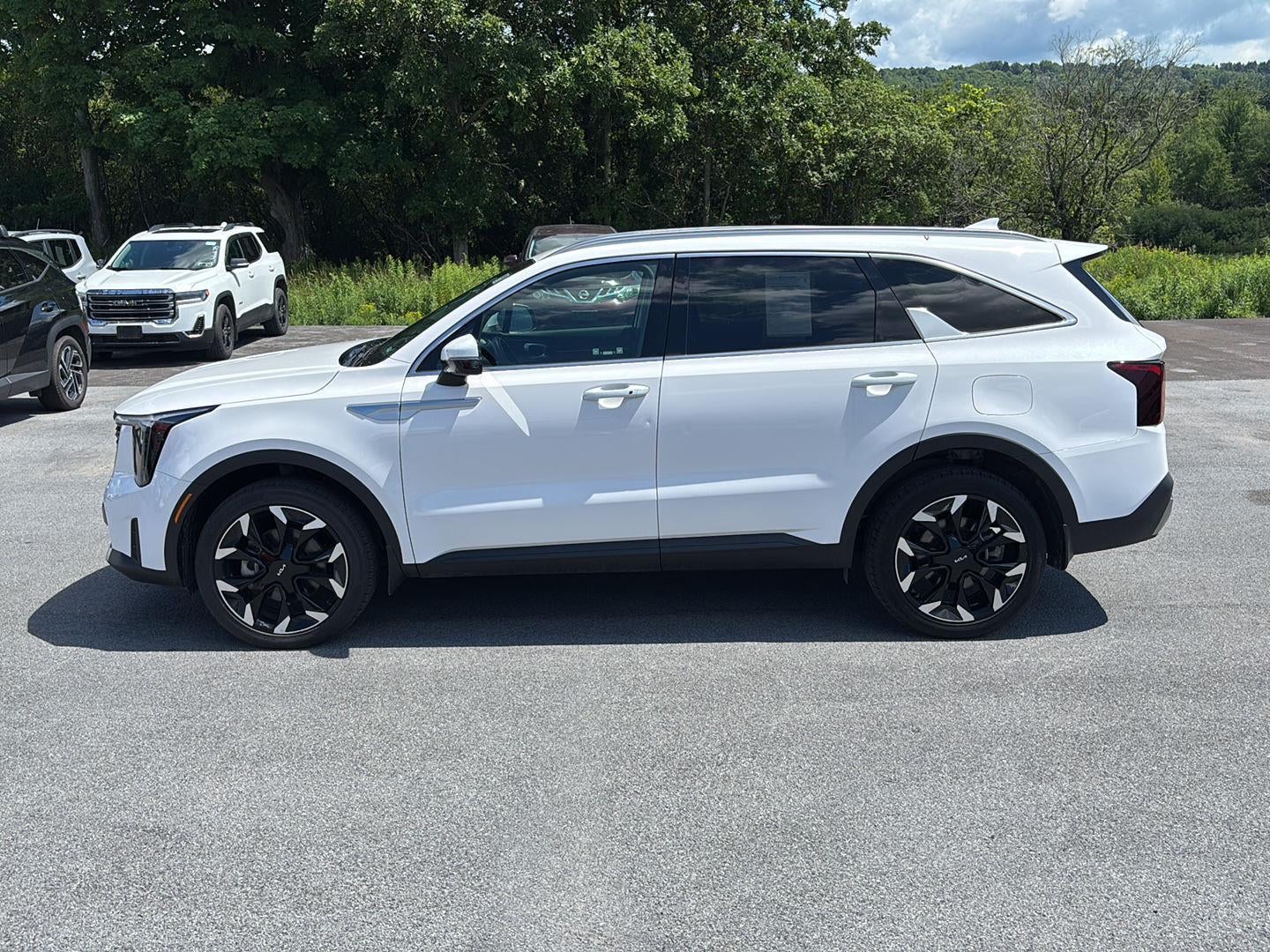2025 Kia Sorento X-Line EX