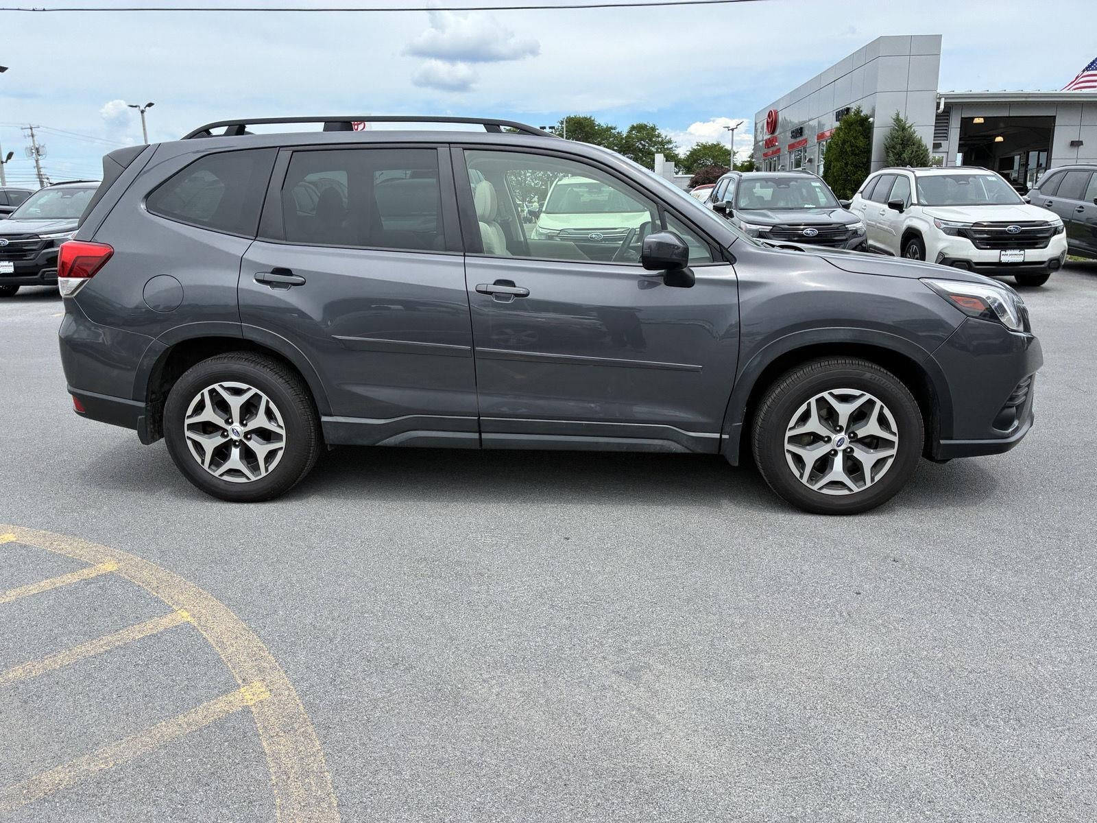 2024 Subaru Forester Premium