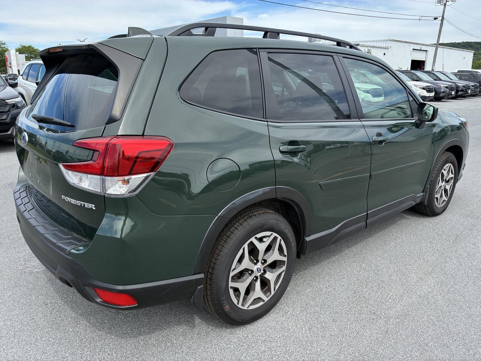 2023 Subaru Forester Premium