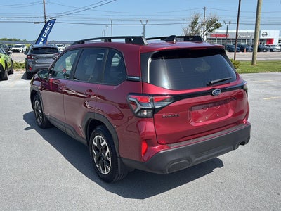 2025 Subaru Forester Premium