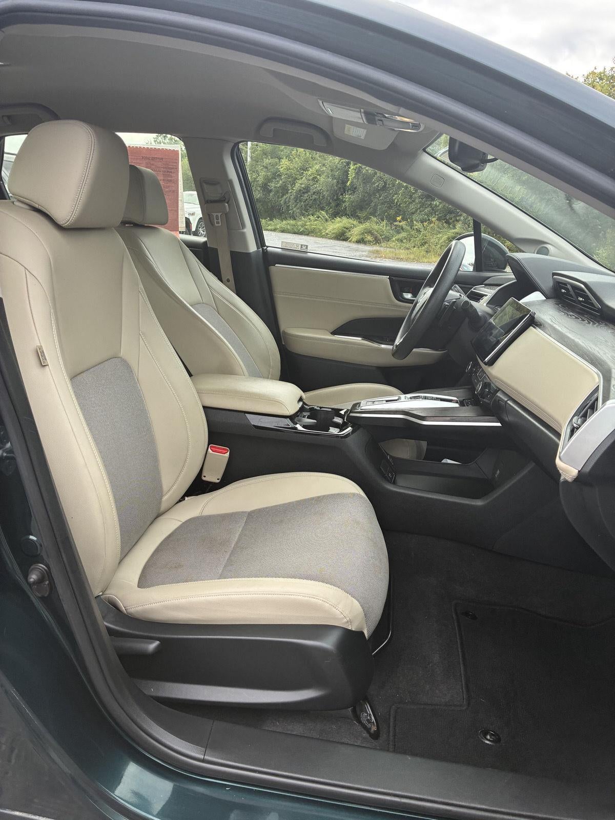 2018 Honda Clarity Plug-In Hybrid Sedan