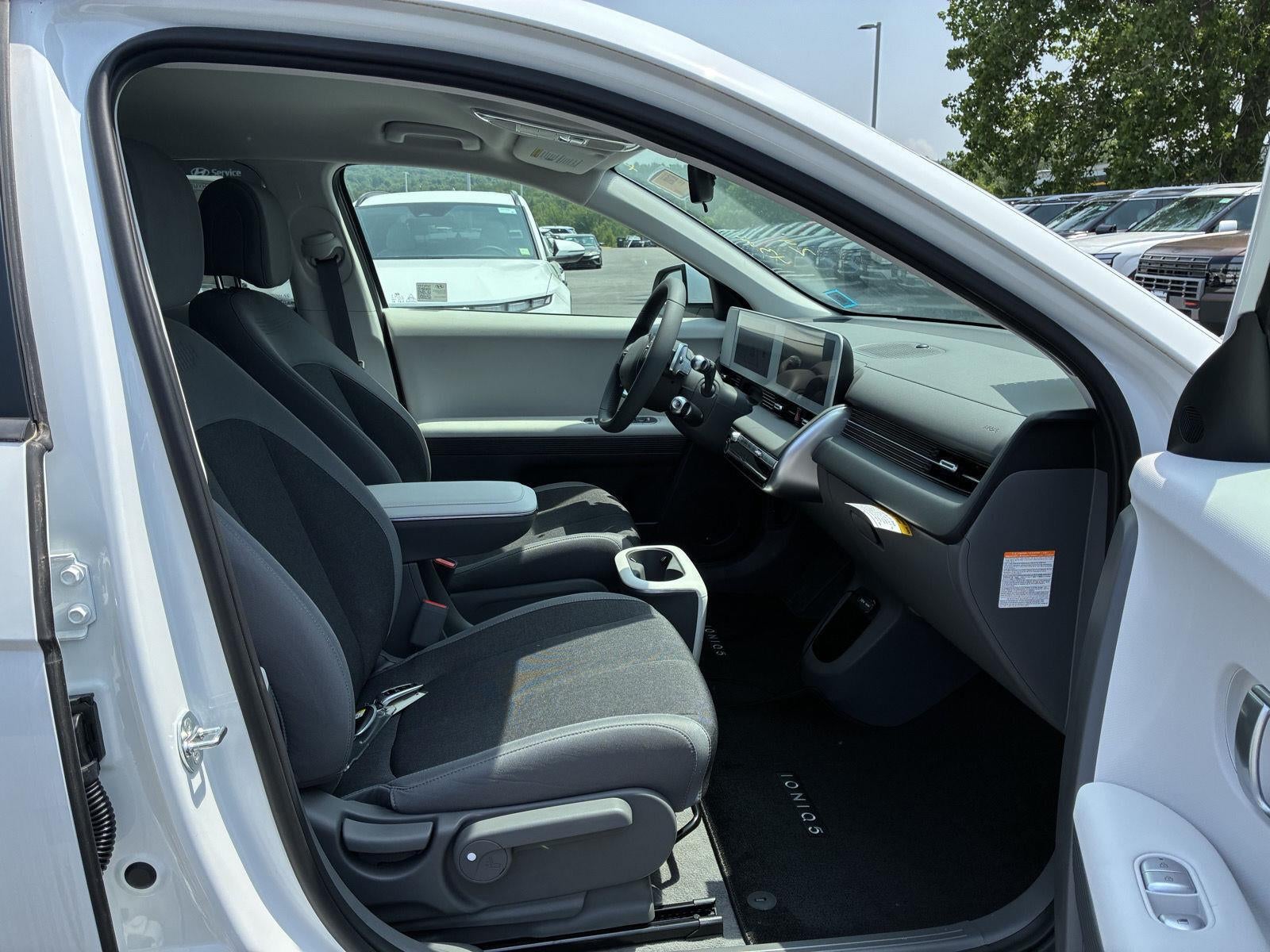 2024 Hyundai IONIQ 5 SE