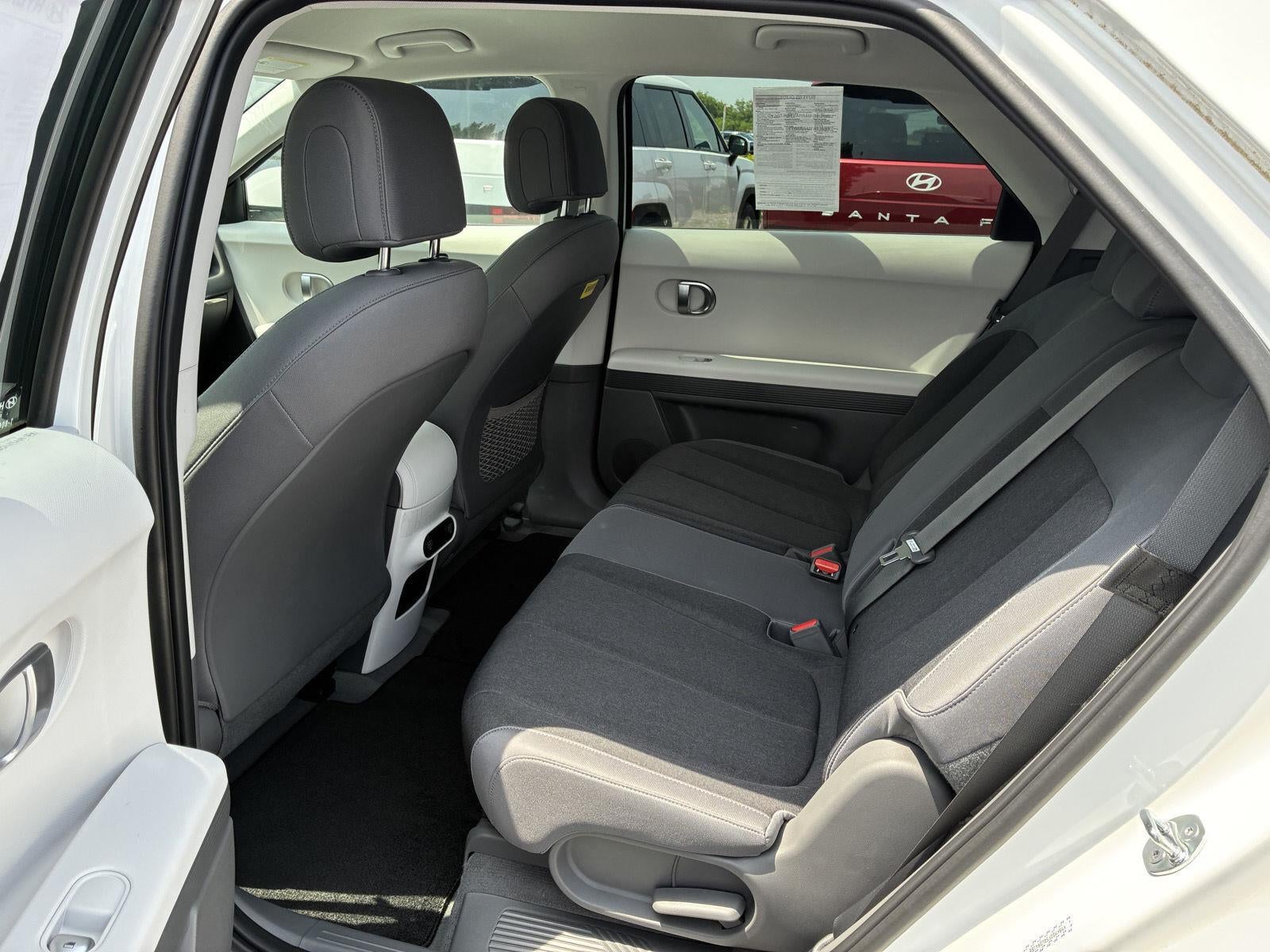 2024 Hyundai IONIQ 5 SE