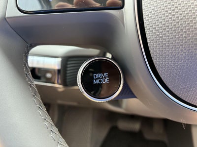 2024 Hyundai IONIQ 5 SE