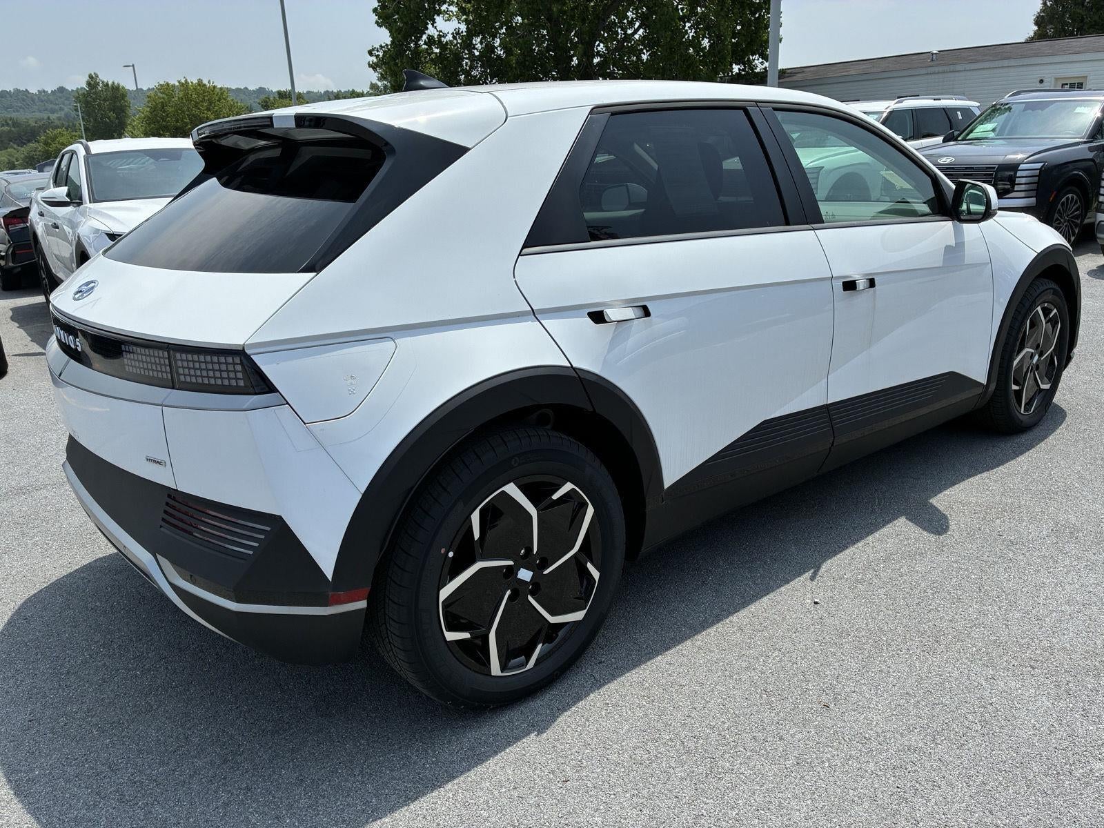 2024 Hyundai IONIQ 5 SE
