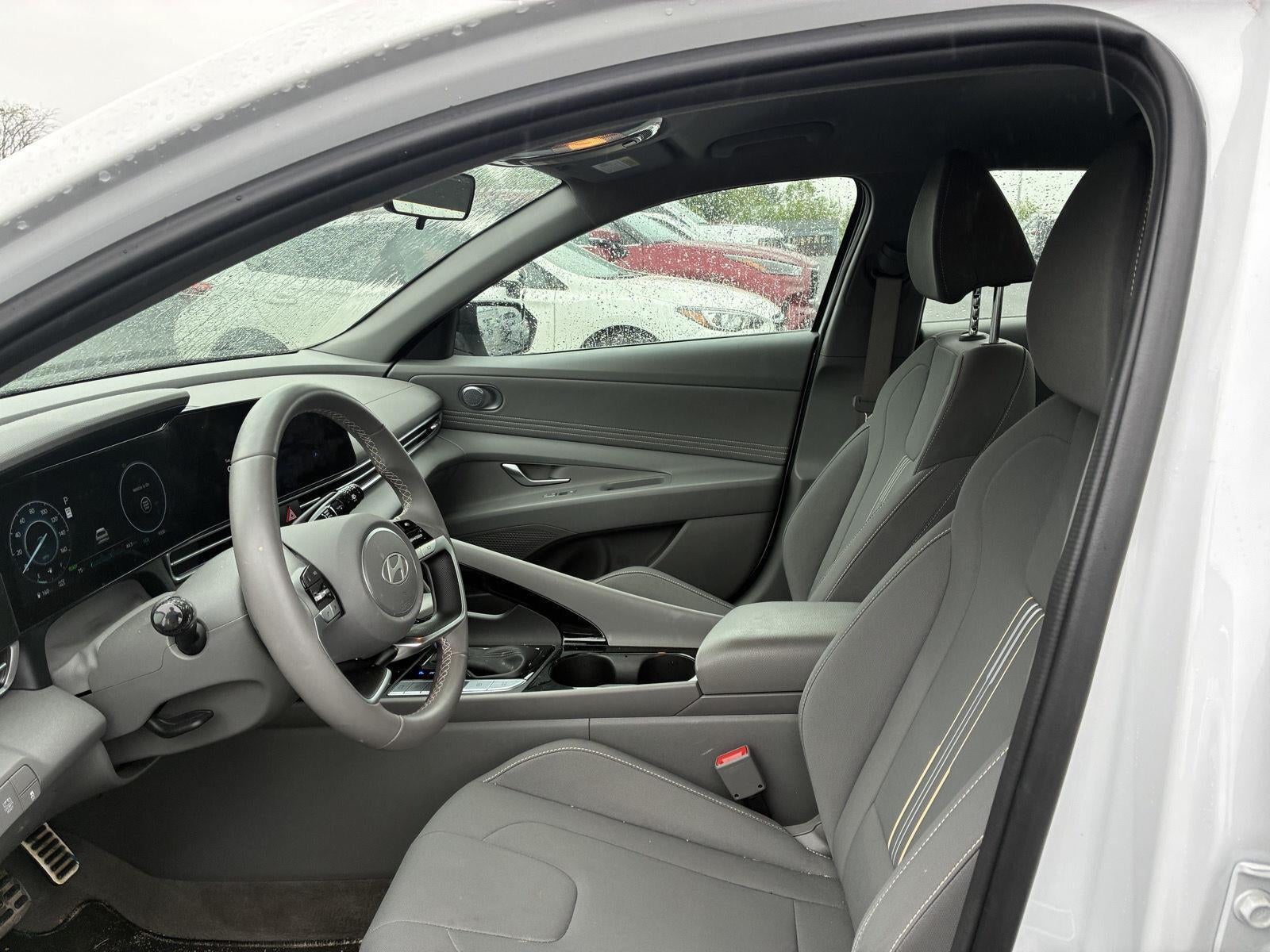 2025 Hyundai Elantra Hybrid SEL Sport