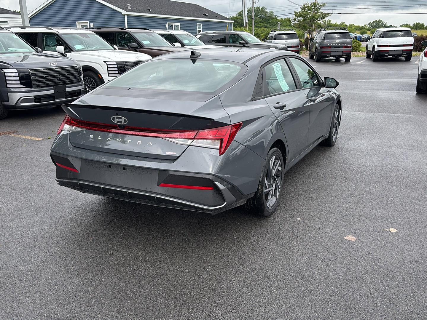 2025 Hyundai Elantra Hybrid SEL Sport