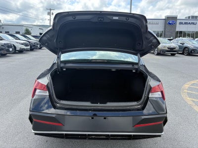 2025 Hyundai Elantra Hybrid Limited
