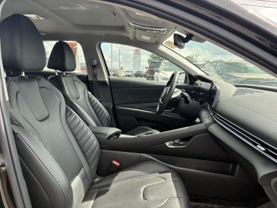 2025 Hyundai Elantra Hybrid Limited