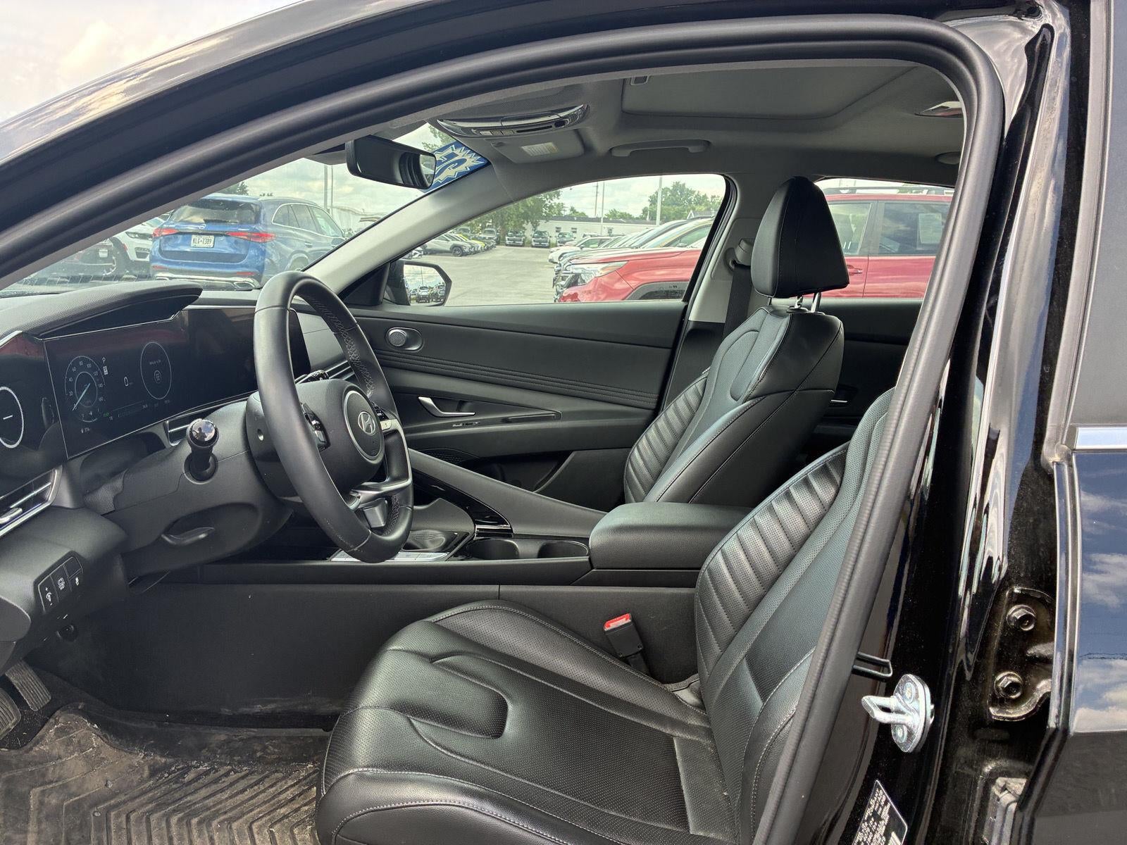 2025 Hyundai Elantra Hybrid Limited