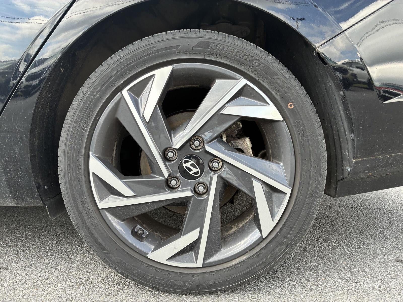 2025 Hyundai Elantra Hybrid Limited