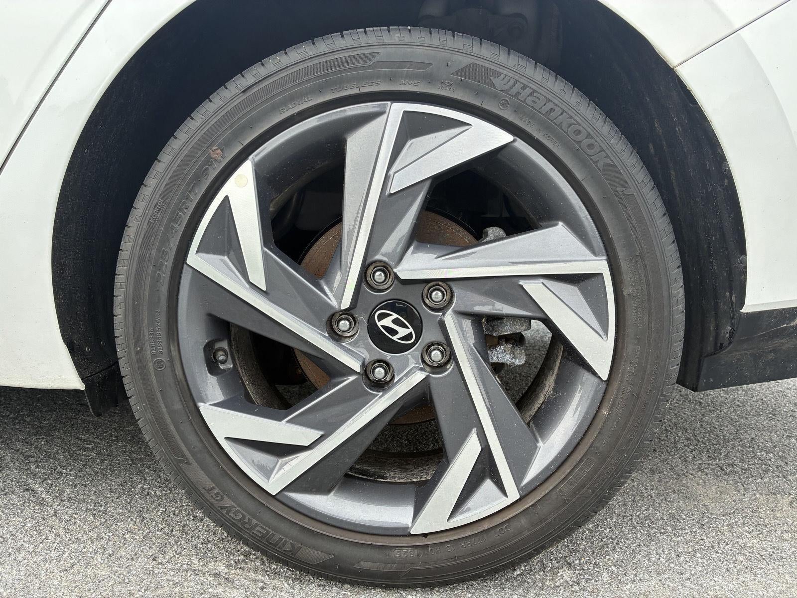 2025 Hyundai Elantra Hybrid Limited