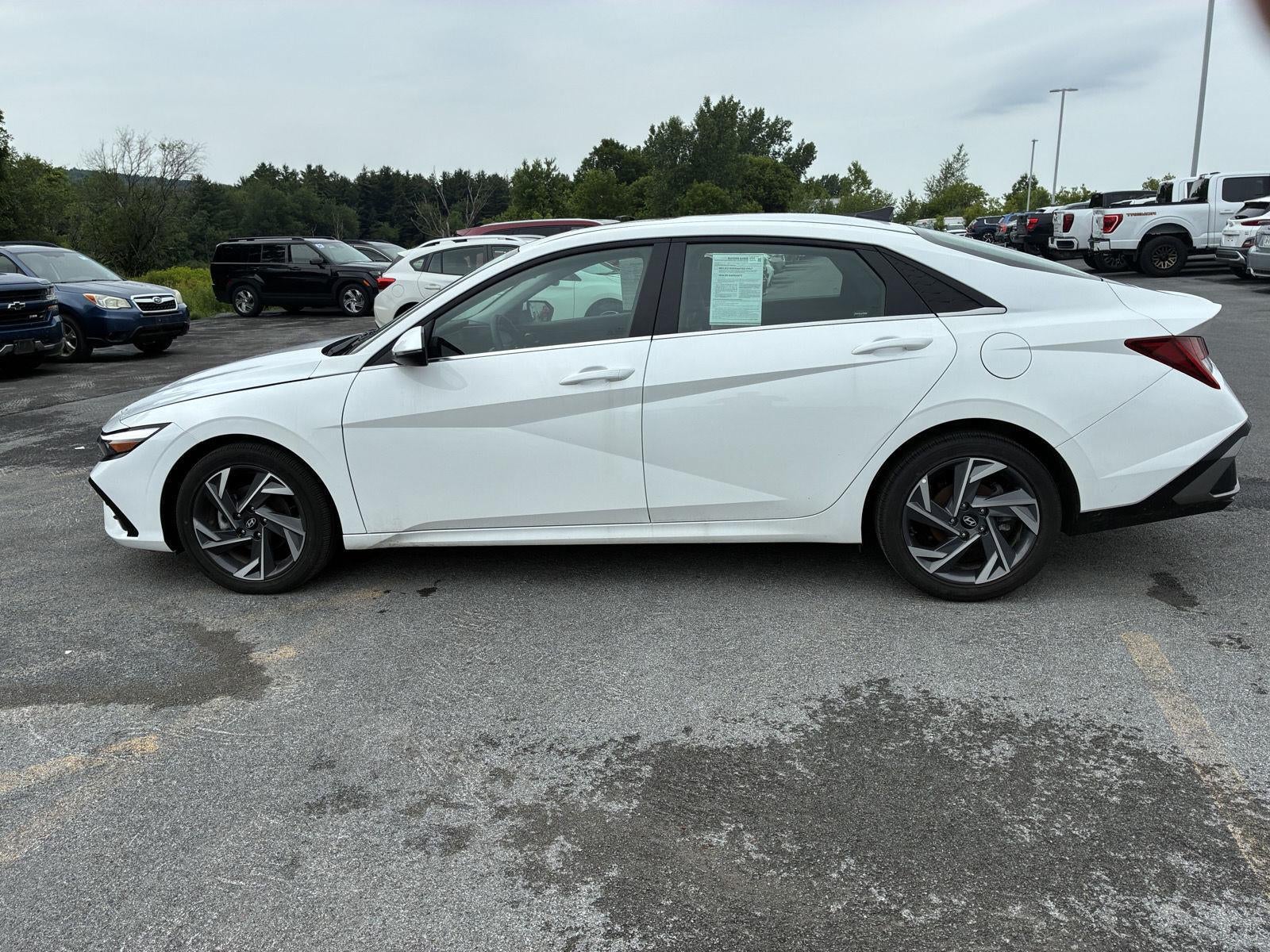 2025 Hyundai Elantra Hybrid Limited