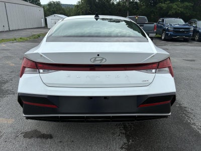 2025 Hyundai Elantra Hybrid Limited