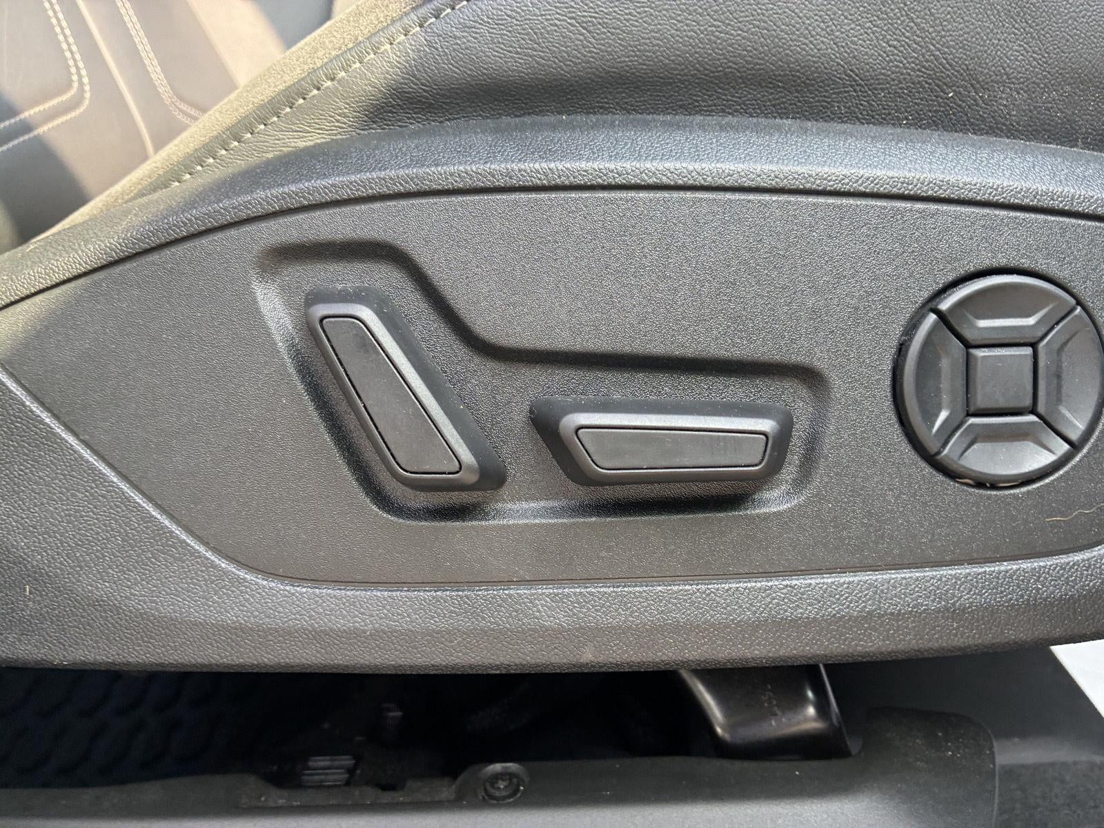 2021 Audi Q3 S line Premium Plus